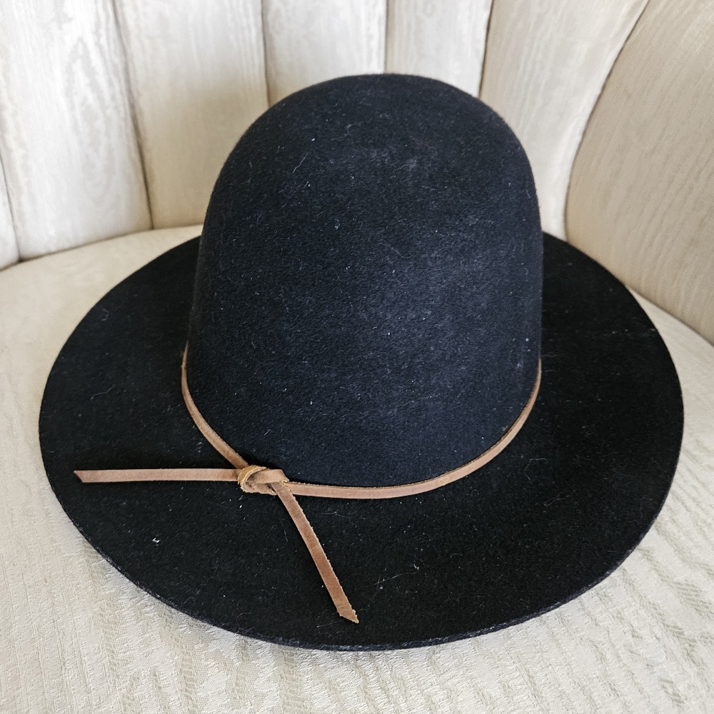 Donating 7/21- Brixton Felt Tiller Hat